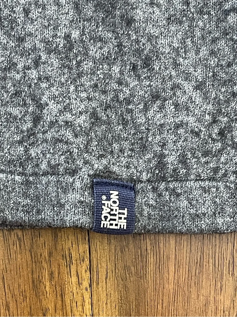The North Face Men’s Heather Gray Half-Zip Pullover Sweater Size Medium